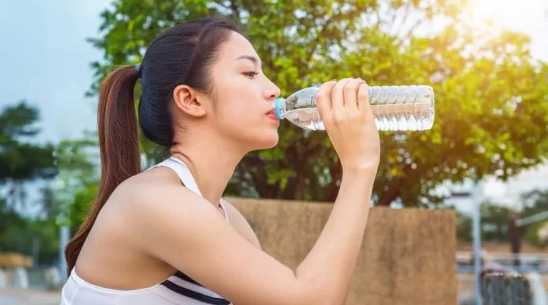 5 manfaat dari air putih baik untuk kesehatan